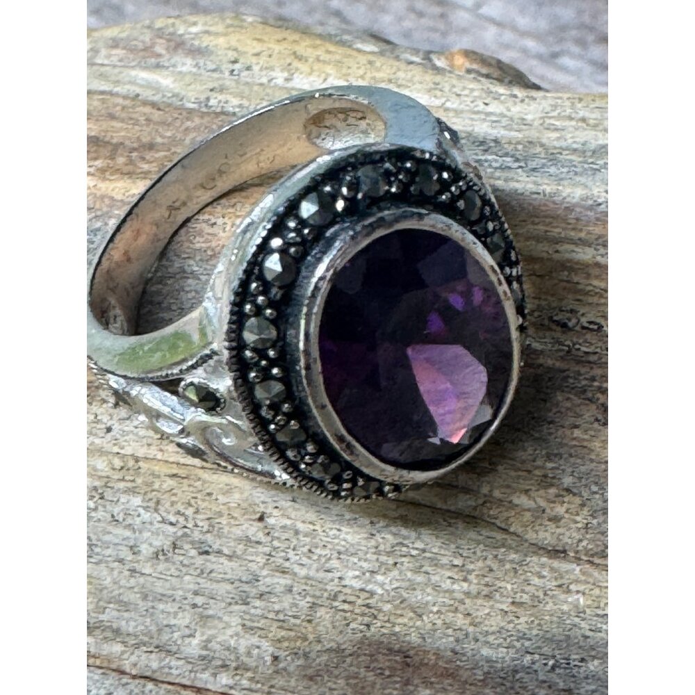 Unbranded Ring Womens Size 8 925 Sterling Marcasite Halo Oval Purple Stone - Picture 3 of 6